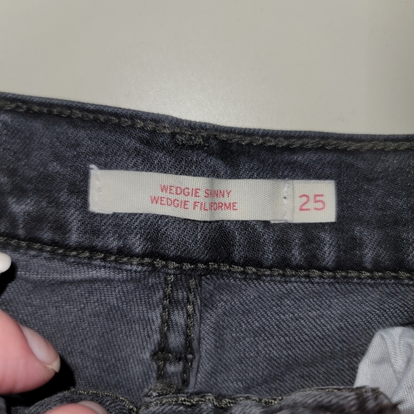 Levi's Jeans Womens 25 Black Wedgie Skinny High Waist Stretch American Denim - Picture 6 of 8